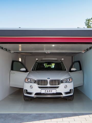 Immer größere Autos brauchen immer größere Garagen