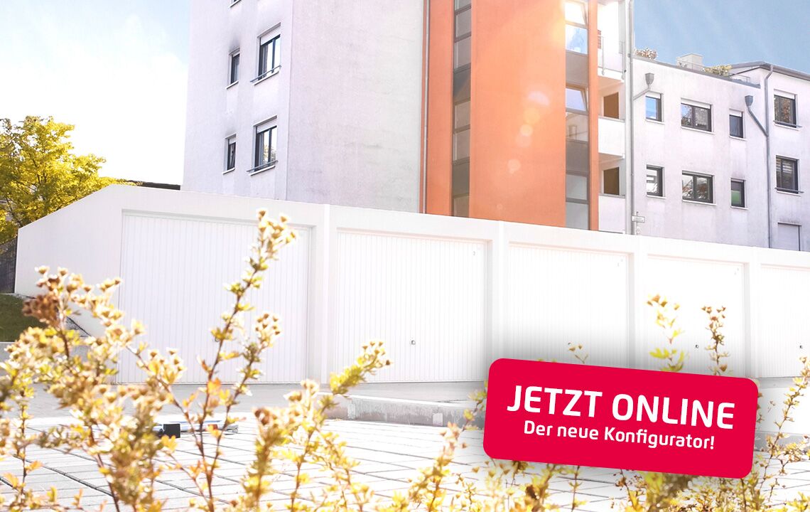 ZAPF Doppelgaragen mit weißen Schwingtoren
