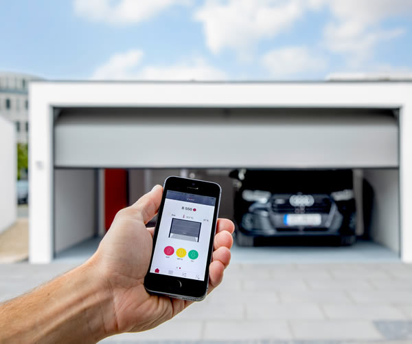 Steuerung der Fertiggarage per Smartphone App.